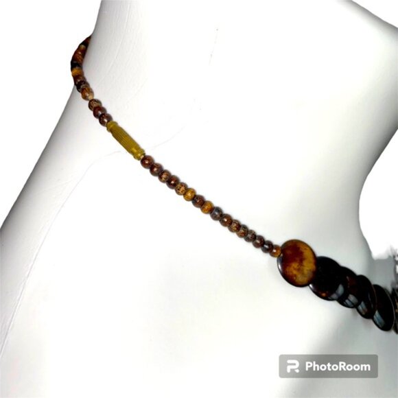 Vintage Coin Beaded Necklace - Picture 6 of 12